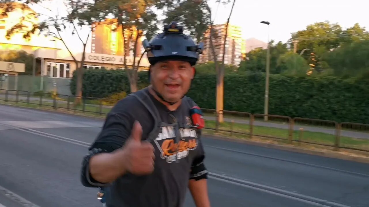 Patinando โธ ๐จ ๐ Ruta Mr. President ๐ Ciclovรญa๐Av. Presidente Riesco ๐ Santiago Chile ๐
03.01.2022