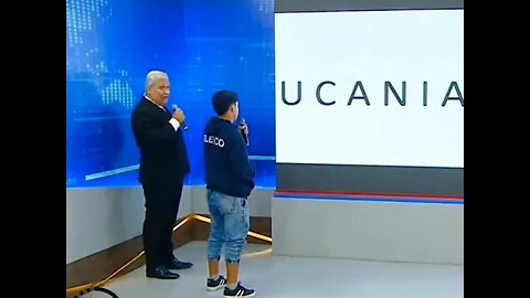 soletra a palavra ucrânia #shorts😂