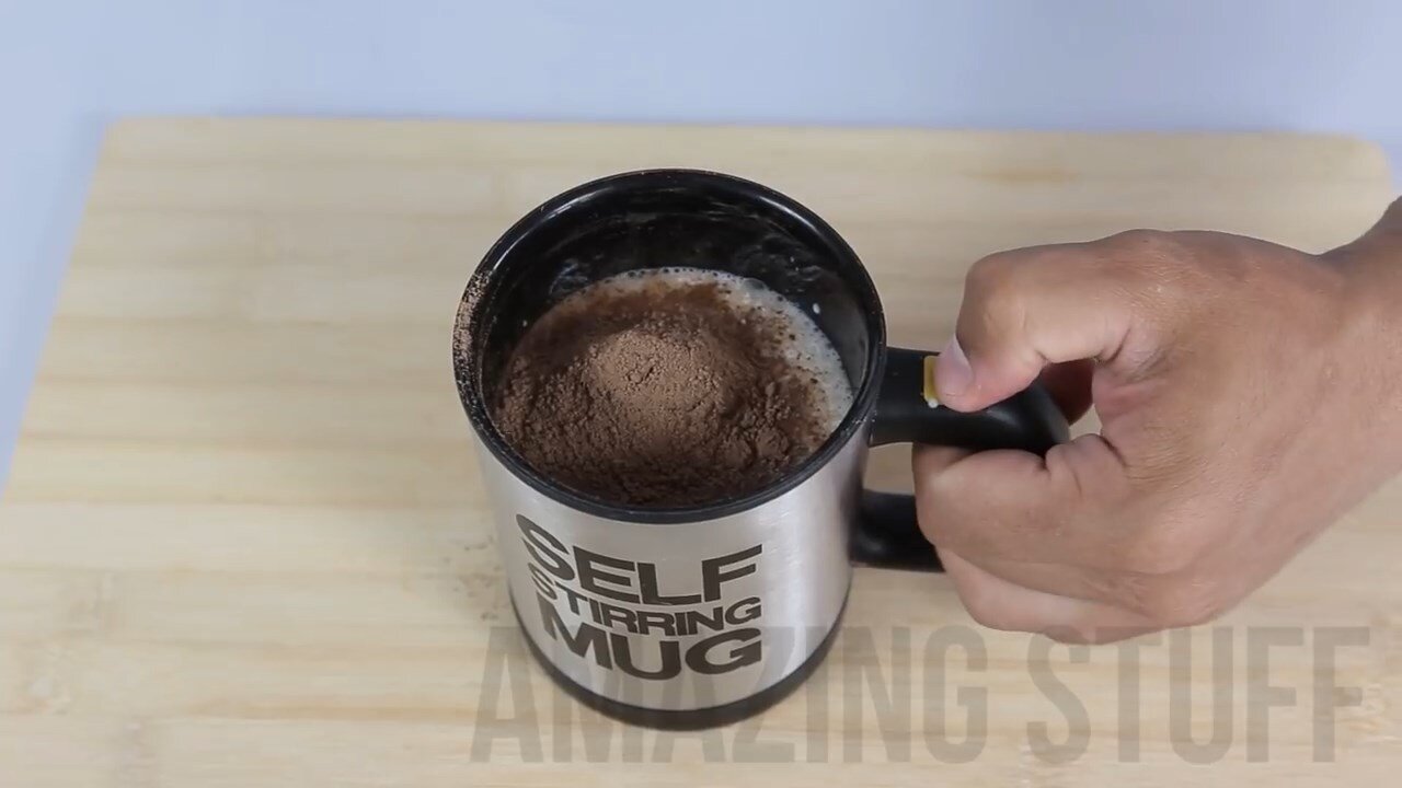 FOR LAZY PEOPLE! Self Stirring Mug Review