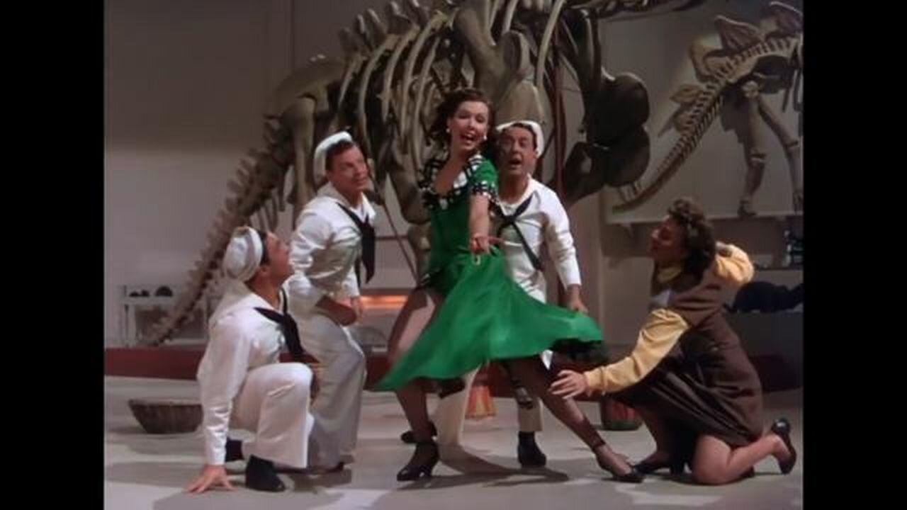 Old Movie Stars Dance to Michael Jackson's "Don't Stop 'Til You Get Enough"