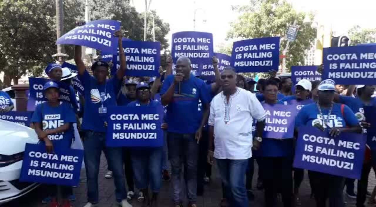 SOUTH AFRICA - KwaZulu-Natal - DA lead picket in PMB (Video) (rUp)