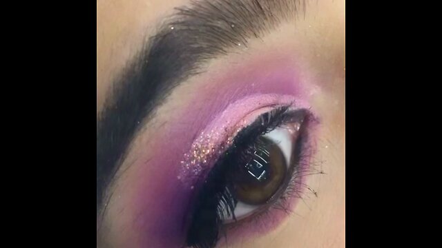 Eye makeup