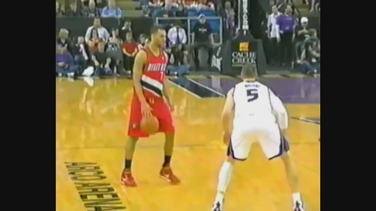 Brandon Roy 24 Points 6 Ast @ Kings, 2009-10.