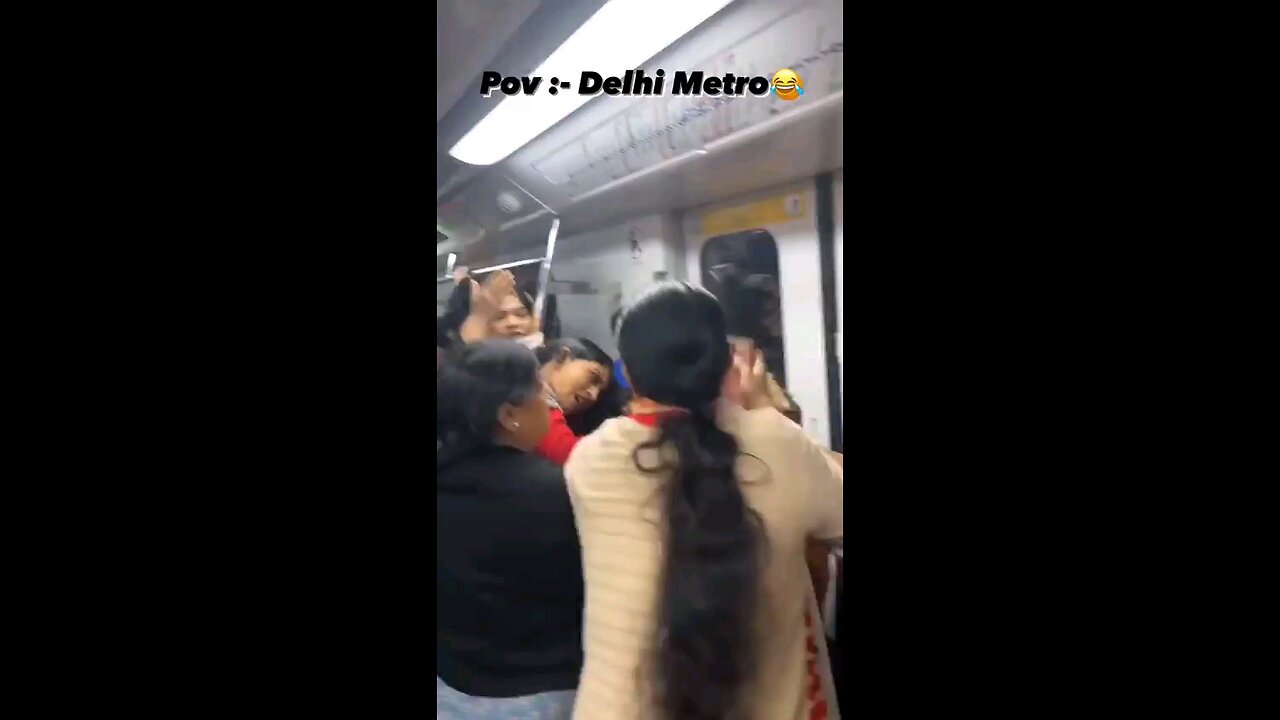 Delhi Metro 😂