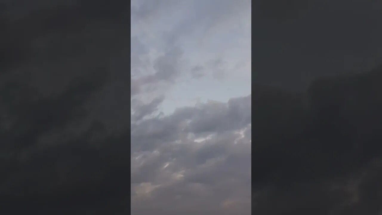 Zikr of Allah with cold clouds | La ilaha illallah wahdahu la sharika lahu Lahul-mulku wa lahul hamd