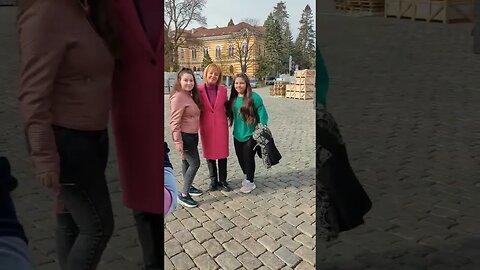 Мая Манолова Покрай снимките поне ги накарах да обещаят, че ще имат само шестици