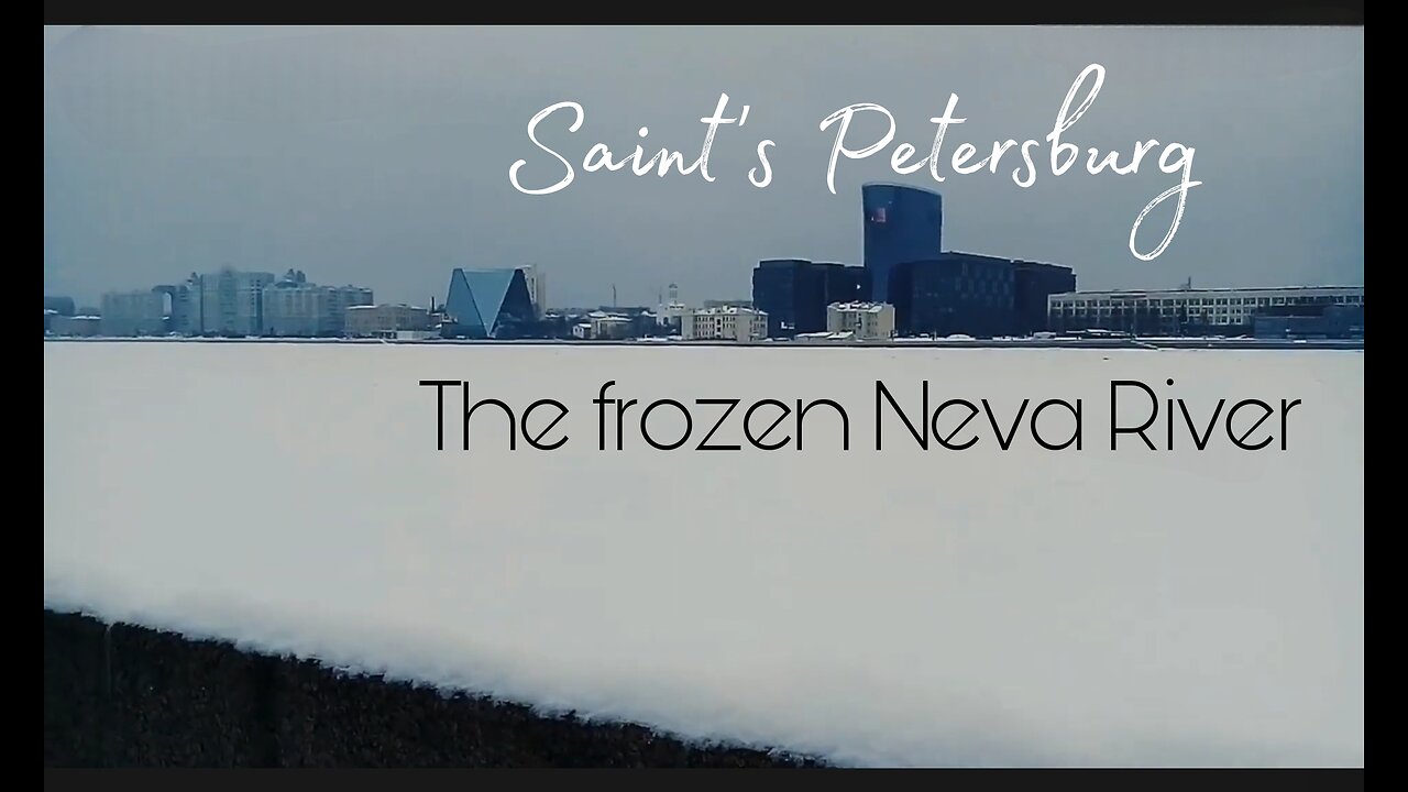 On the banks of the frozen river #SPB #Neva #vlog #frozen