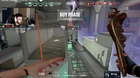 This guy has no idea what's going on right now