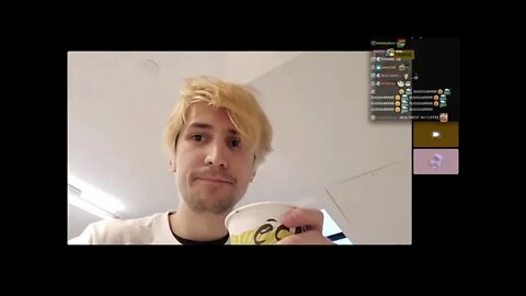 xQc Shows Off Where He Is Streaming From