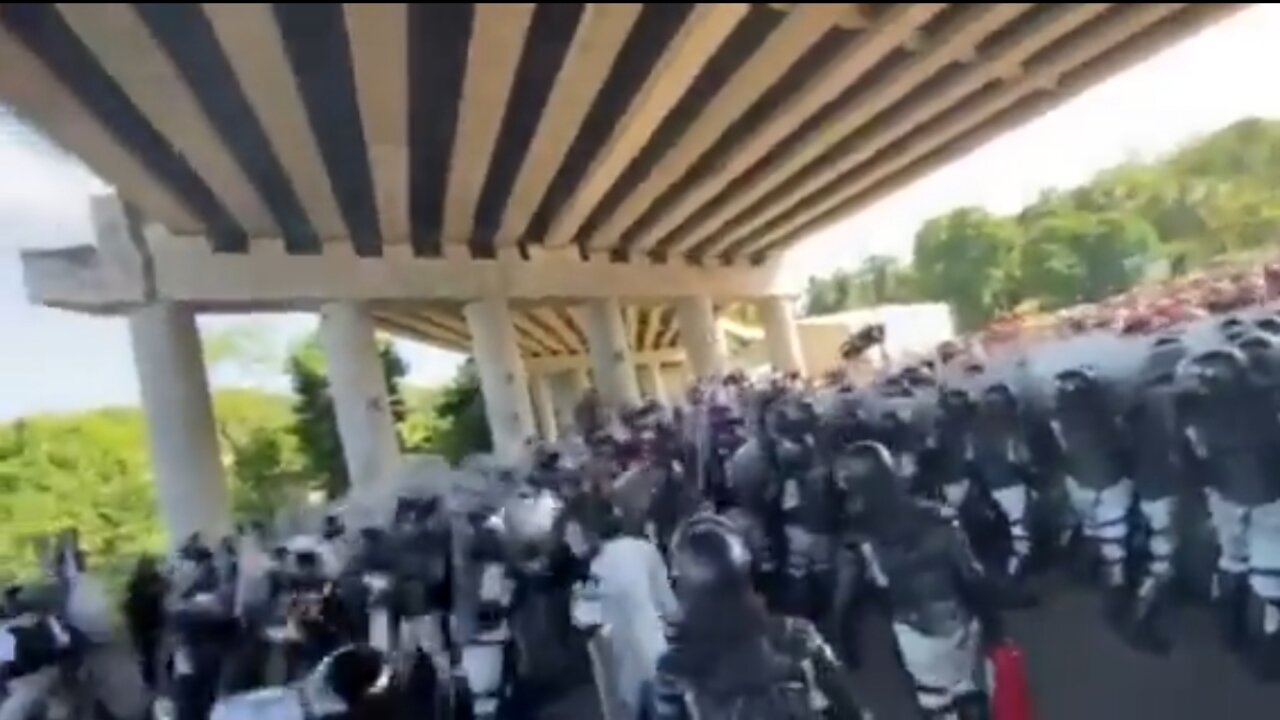 Mexican Guard Tries To Stop Migrant Caravan Heading Towards U.S