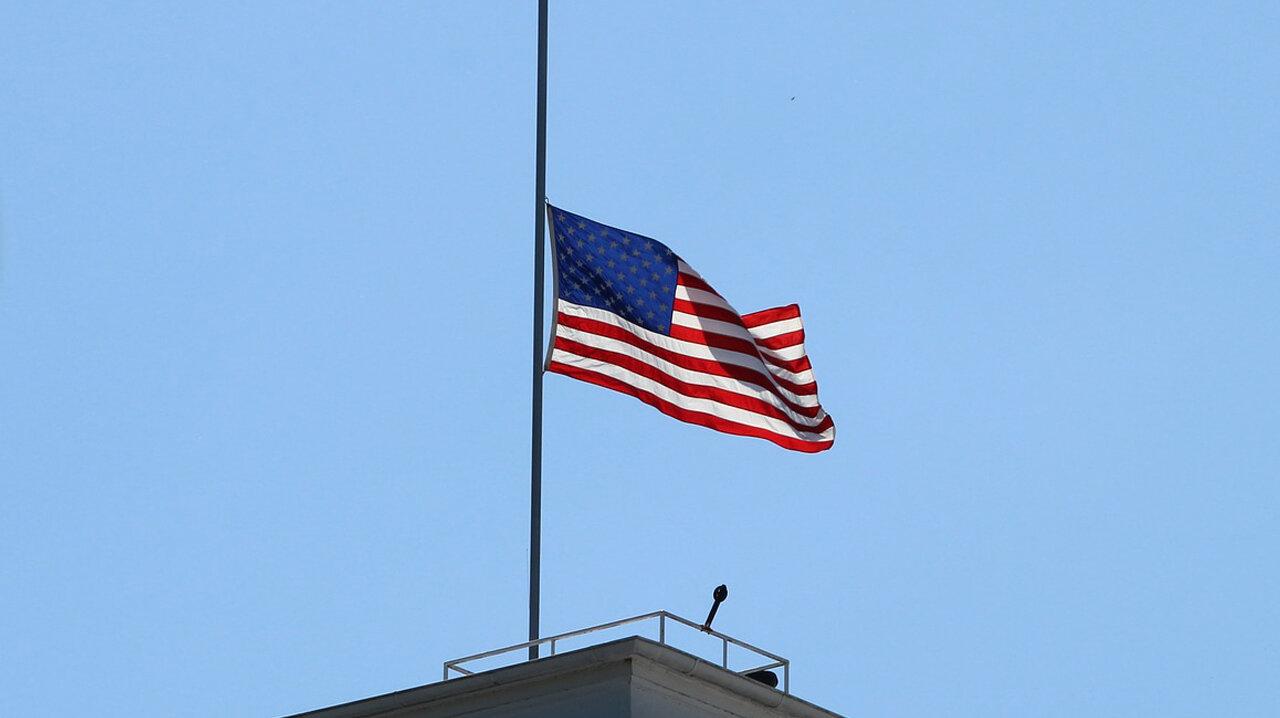 AA- Half-Mast