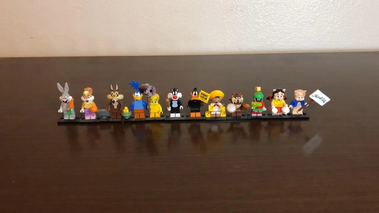 Lego Minifigures Looney Tunes Collection Review