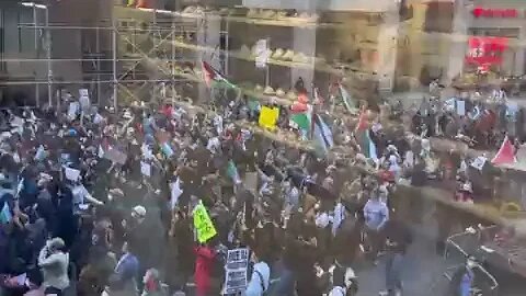 Huge Pro-Palestinian march in Times Square