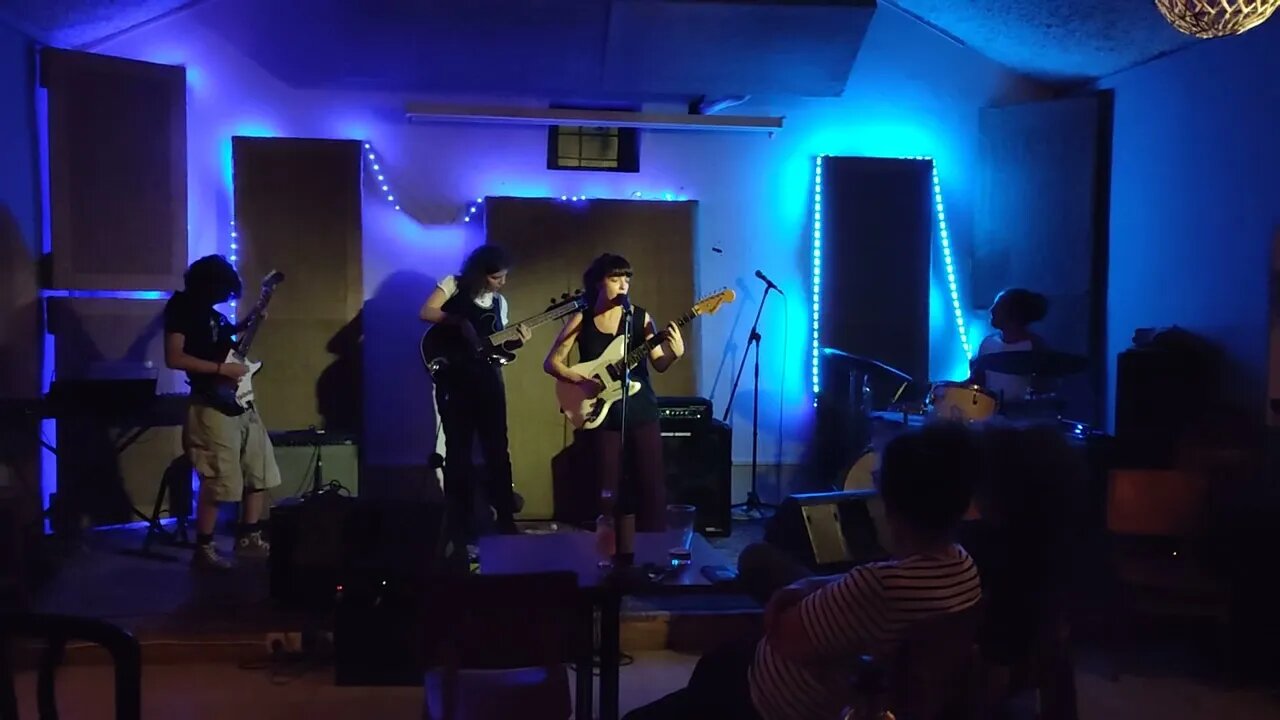 טליל לב והסופרנובה - הקרקס העצוב