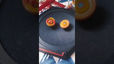 spriggan vs spriggan #batalhadebeyblade #beybladeburst #beyblade
