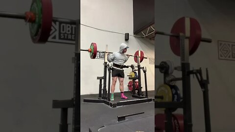 440.9lbs/200kg squat #shortsvideo #gym #fitness