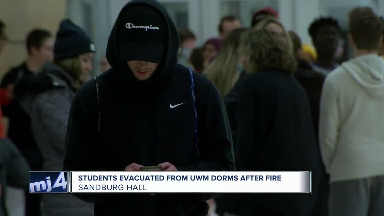 Fire at UWM Sandburg Residence Hall forces thousands of students to evacuate