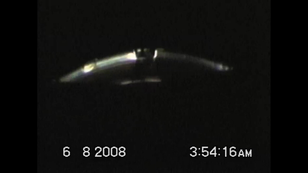 (1 of 3) 2008 Turkey UFO Video - Kumburgaz UFO OVNI (Increased Quality Version)