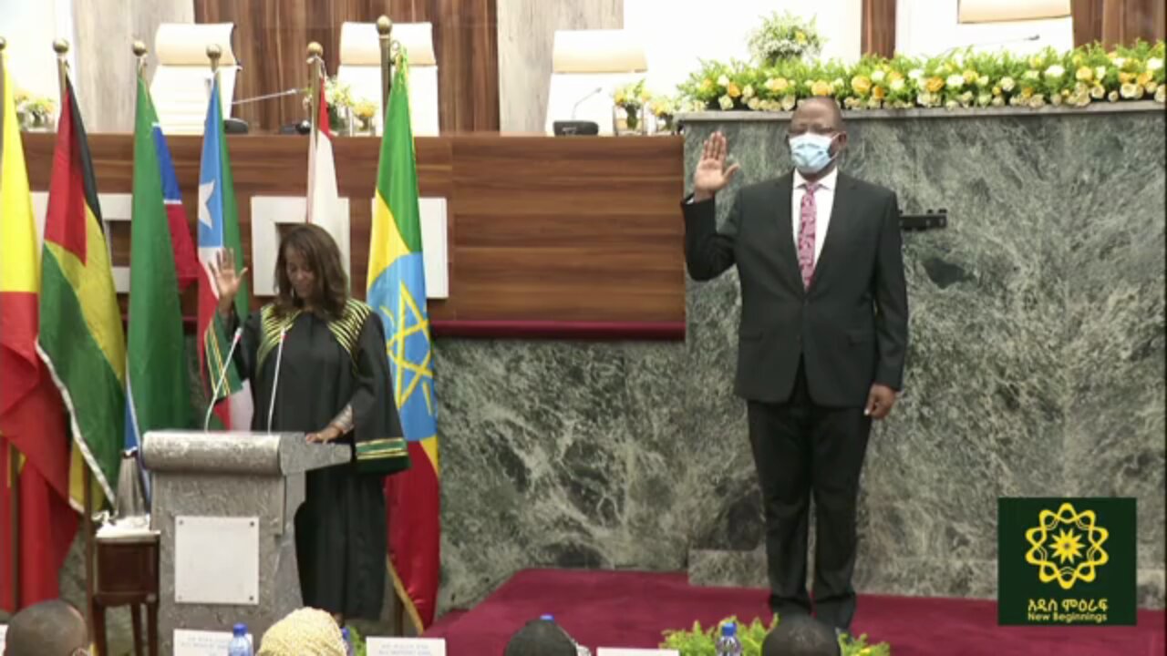 አቶ ታገሰ ጫፎ የህዝብ ተወካዮች ምክር ቤት አፈ ጉባኤ በመሆን ተሾመዋል።