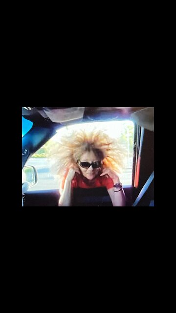 Tremendous BASS - Momma Meade hears 8 18’s 🔊 for the first time 😳