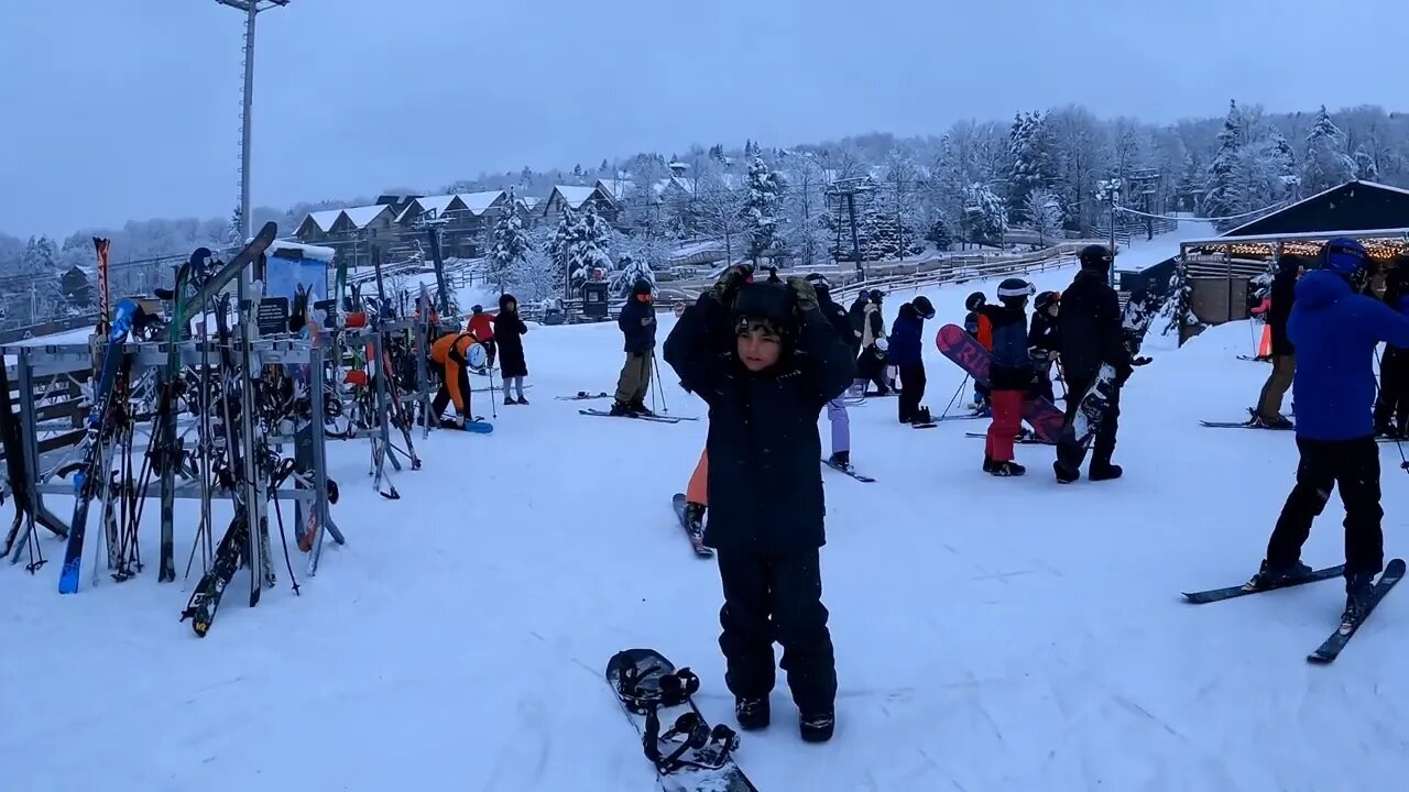 SNOWBOARD FIRST DESCENT BROMONT 2023
