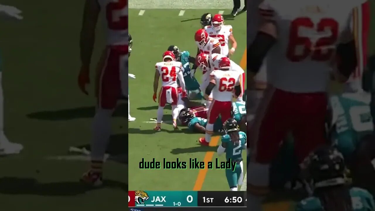 Trevor Lawrence Sunday Golf Score Chiefs vs Jaguars Mahomes' 305 Yards
