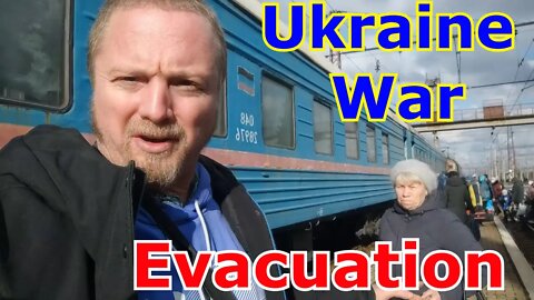 Anti Ukraine DPR Evacuates Key City (Debaltsevo) By Train. (Family Members Left Behind)