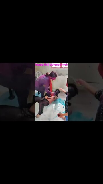 ऐसी होली नही देखी होगी । Husband wife holi | पति पत्नी की होली ।