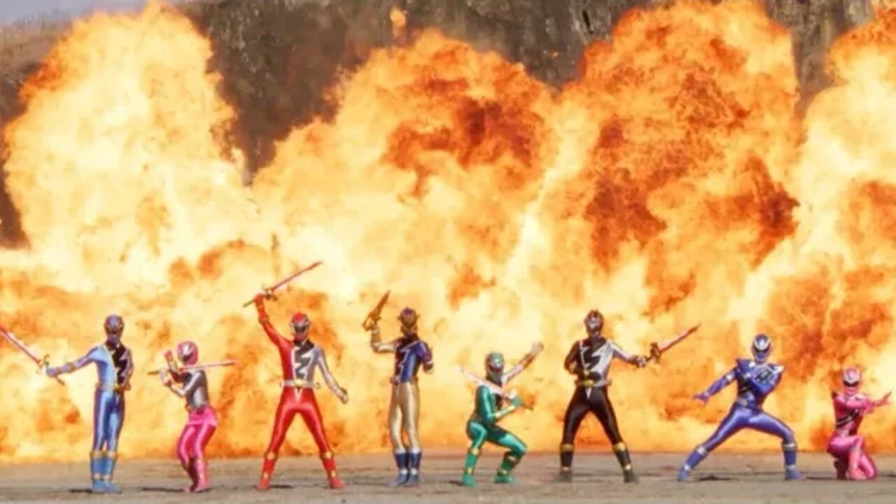 30th Anniversary News Coming Sunday? eOne Announcement On Sunday! #PowerRangersDinoFury