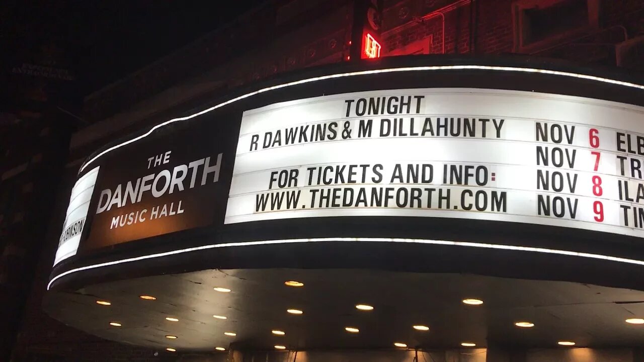 Dawkins & Dillahunty in Toronto - Line to get in