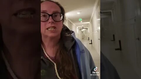 Unhinged Karen Accuses Black Man Of Stealing Her Package!