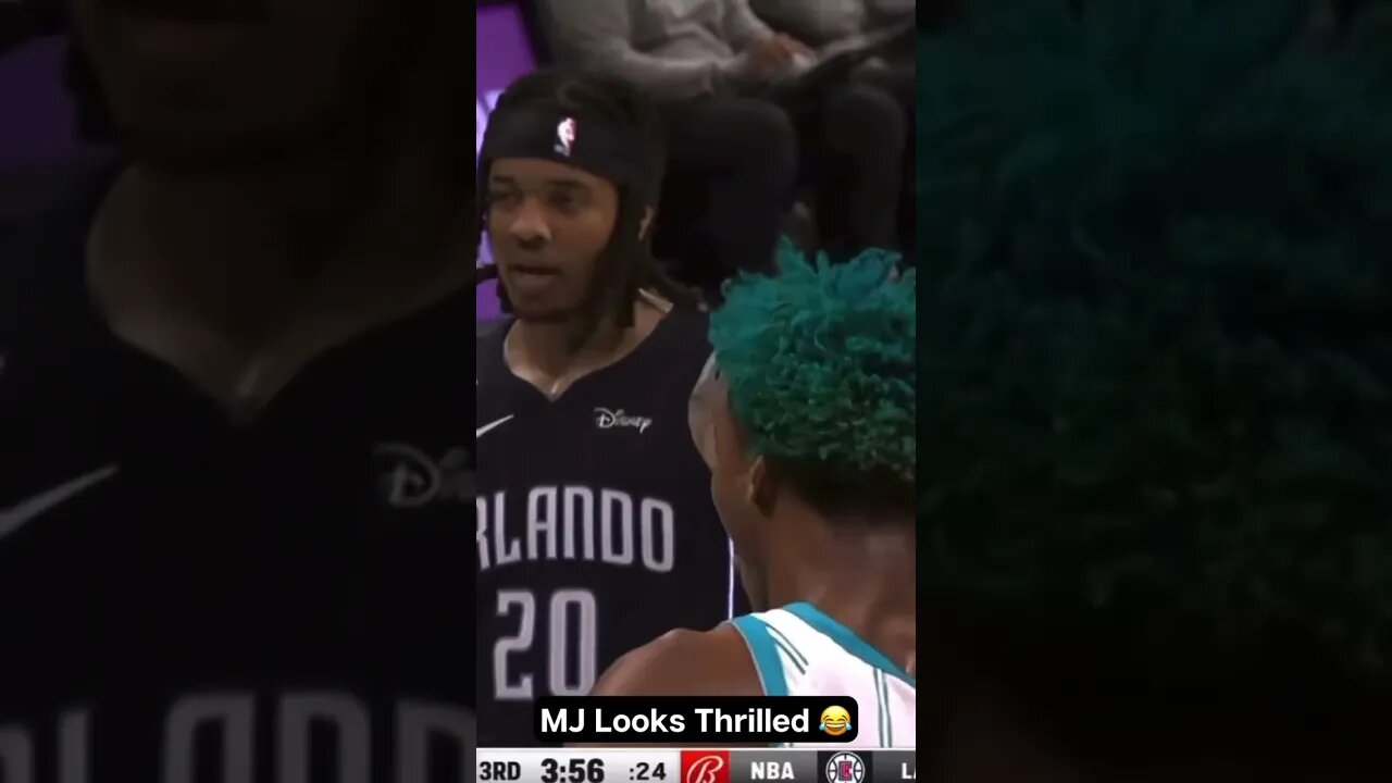 Jordan Looks Thrilled Watching The Hornets 😂
