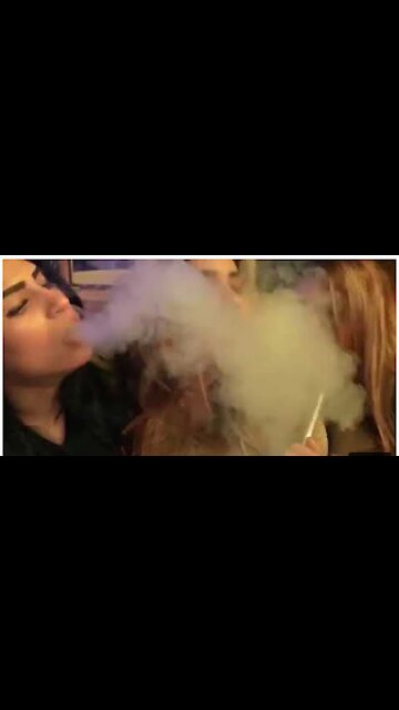 Girl smoking whats app status -Broken heart☺smoking status☺sad Girl smoking Cigarette😊