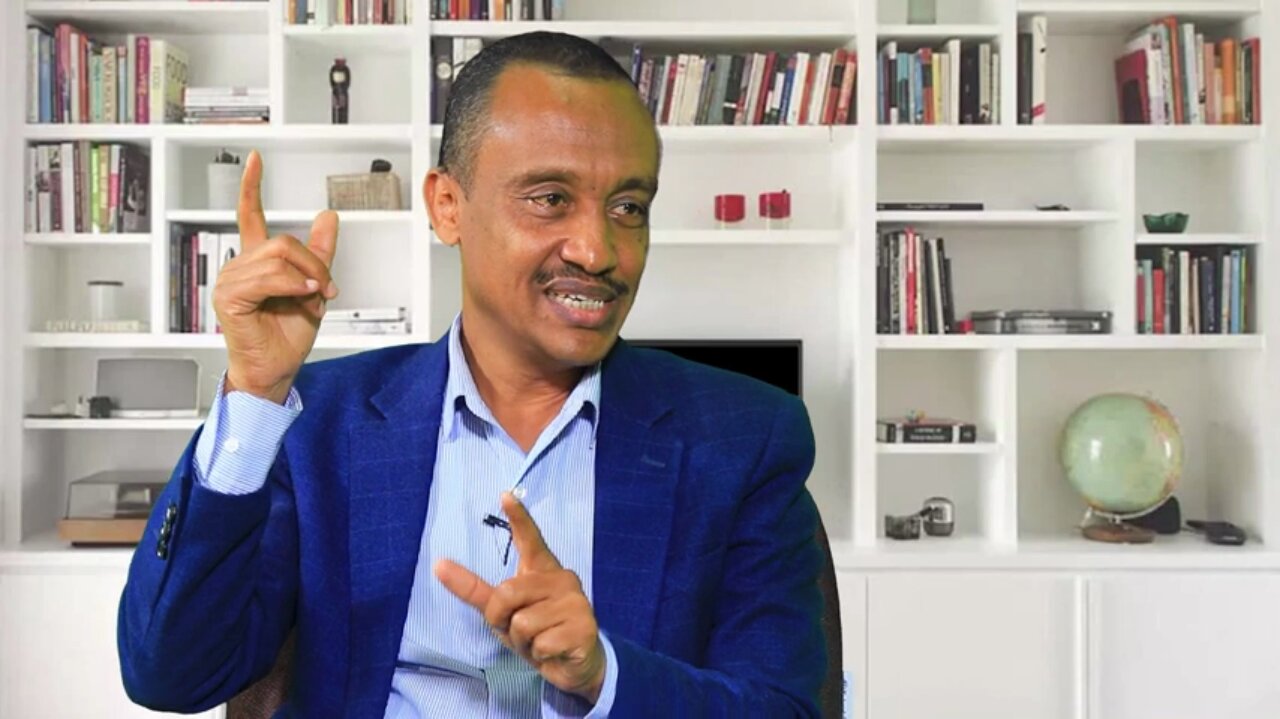 ፖለቲከኞቻችን ስለትላንት እየሰበኩን ዛሬአችንን ሰርቀውብናል - ሰለሞን ሹምዬ