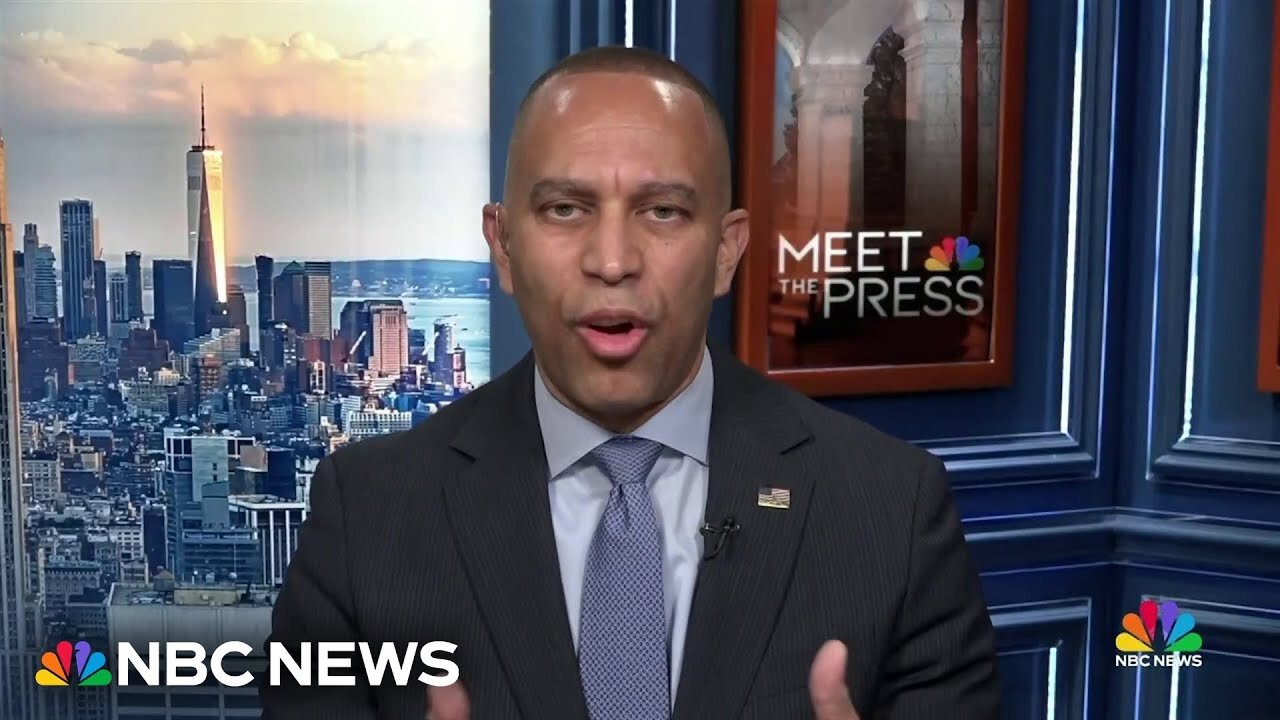 Jeffries says he would not ‘characterize’ Tulsi Gabbard as a Russian asset