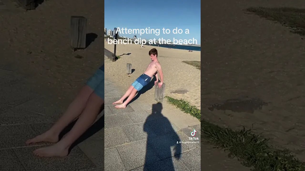 Attempting to do a bench dip at the beach #exercise #fypシ #fypシ゚viral