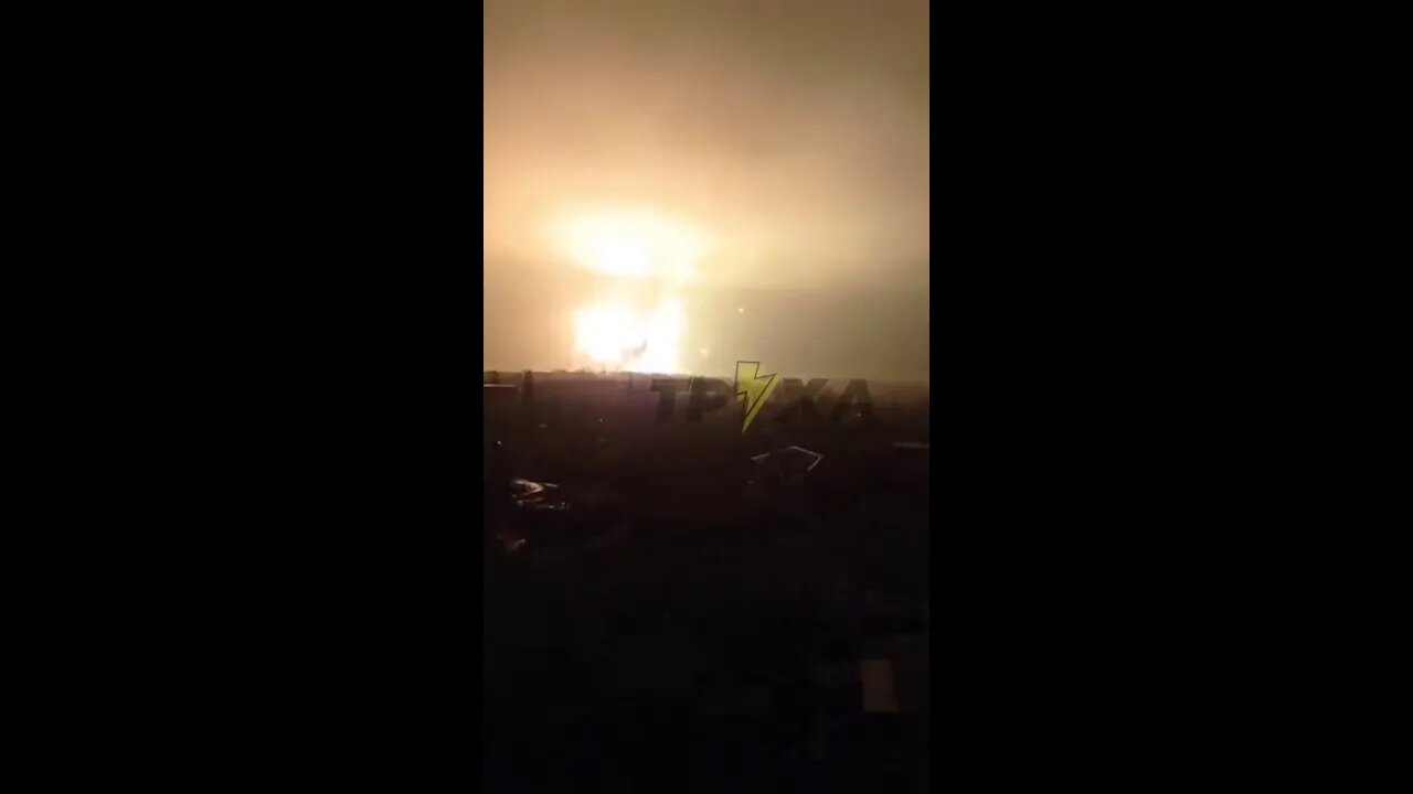★★★ A Powerful Explosion Rocks Chuhuiv, Ukraine