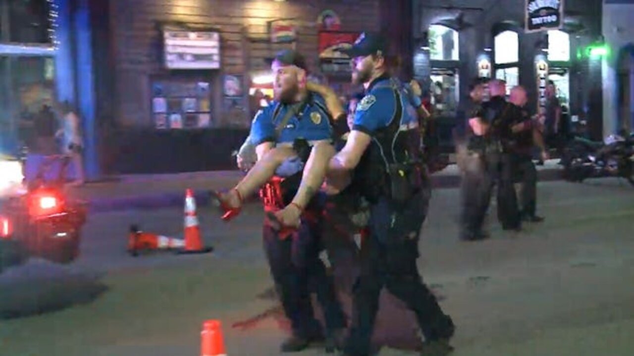 13 injured in shooting at popular entertainment district in Austin, Texas