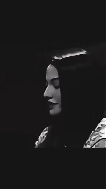 Time is a beautiful teacher, guiding us with lessons only experience can bring. ⏳✨