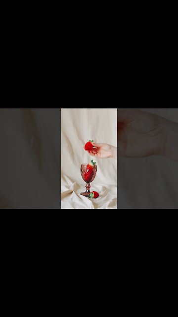 #Shorts #Food #Relaxing #Friends #Family #Strawberry