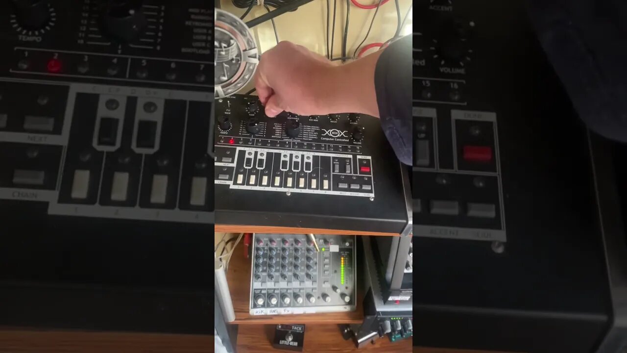 Xmas Duke - Pumping Beats 006 #techno #music #acid #rave #uk #tekno #breakbeat #live #duke