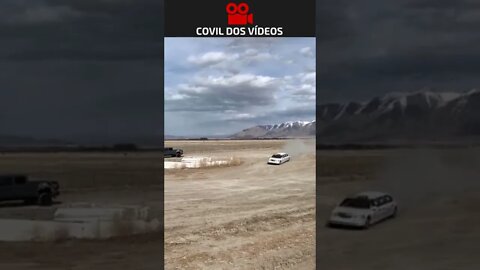 Motorista de limusine muito doido