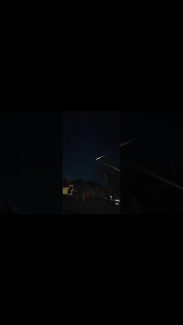 Meteor or space junk streaked across Melbourne sky. Aug 7 2023