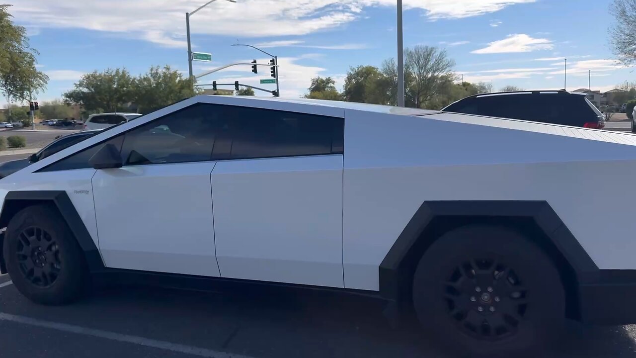 The amazing **Cybertruck** from Elon Musk's **Tesla**! 🚀