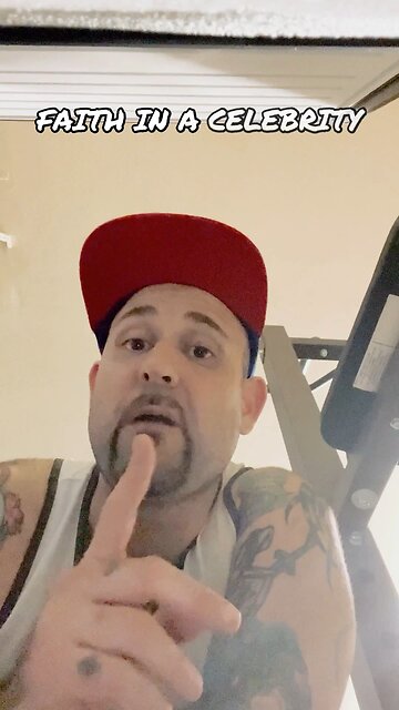 Kid Rock drinking a Bud Light