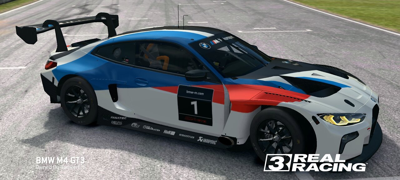 #RR3 BMW M4 at Mount Panorama