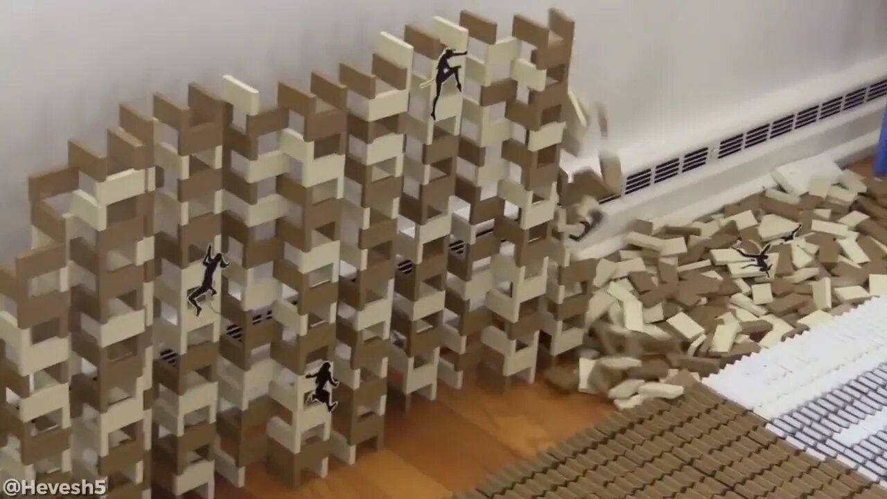 75,000 Dominoes Falling to Relax Your Mind
