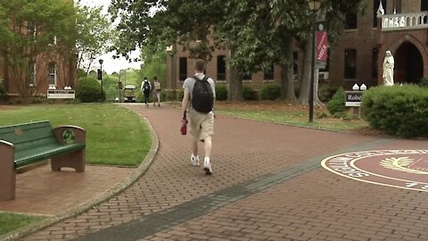 Common scams targeting college students