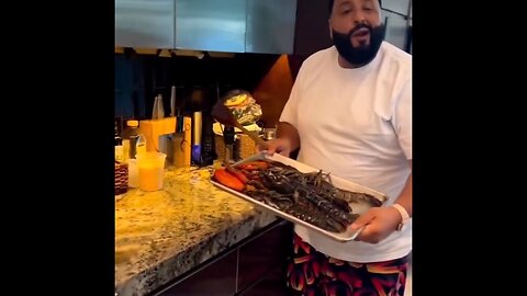 DJ Khaled Shows Us His Fabulous Dinner Menu | WOW