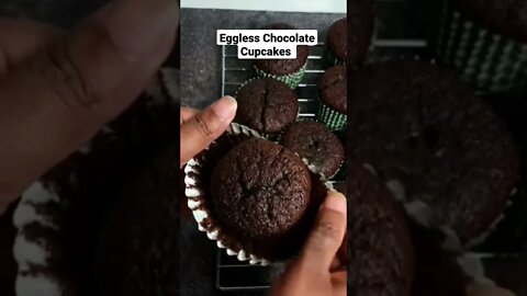 Eggless Chocolate Cupcakes